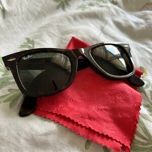 Ray Ban Wayfarer Sunglasses